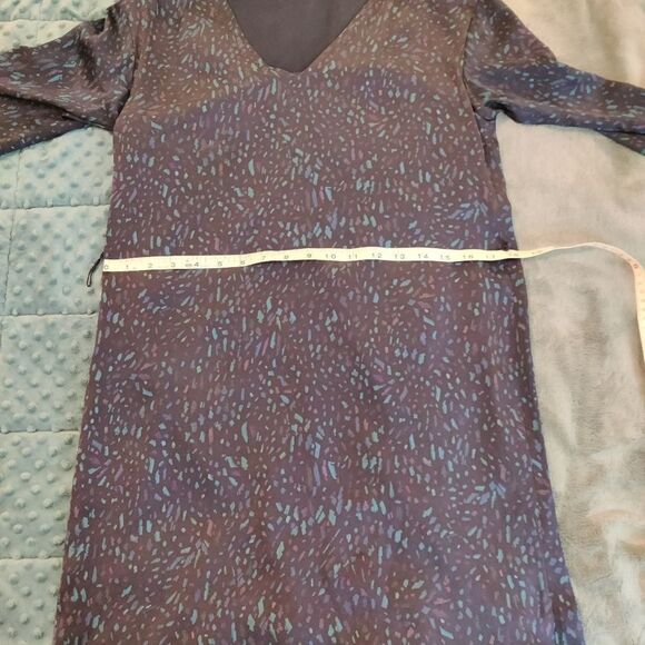 THEORY silk long sleeved shift dress euc size 4 - Picture 6 of 6
